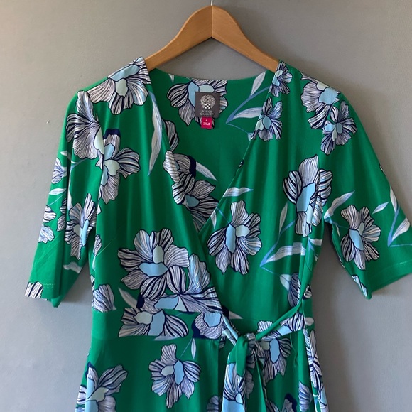Vince Camuto Floral Wrap Dress Size 6 - Picture 5 of 6